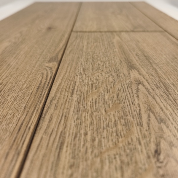 Ламинат Kastamonu Black Дуб Пробковый 46